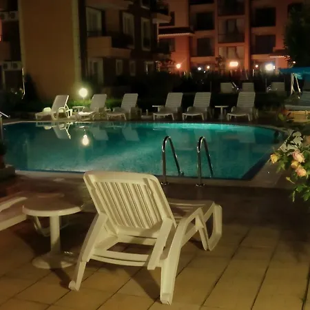 Aquaria Lägenhetshotell 4*