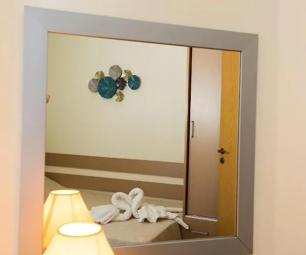 Aquaria Lejlighedshotel 4*