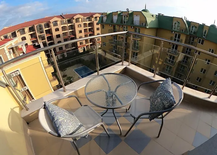 Aquaria Aparthotel 4*